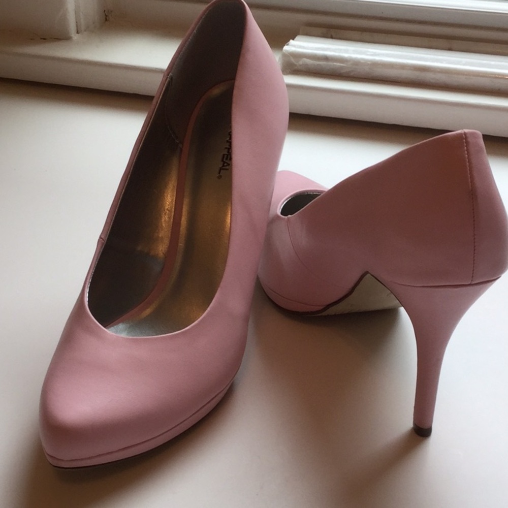 Classic High-heeled pump - pink.
